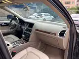 Фото 43 - Audi Q7