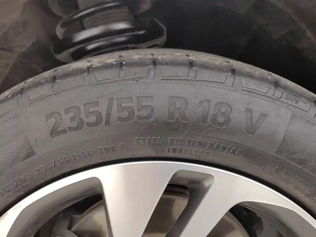 Photo 24 - Buick Envision S