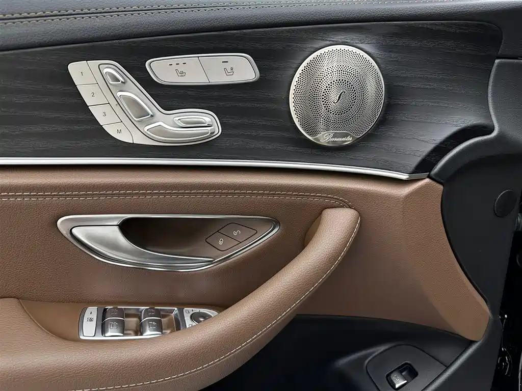 Mercedes-Benz E-Class 2023 Facelift E 300 L Sport Luxury фото 24