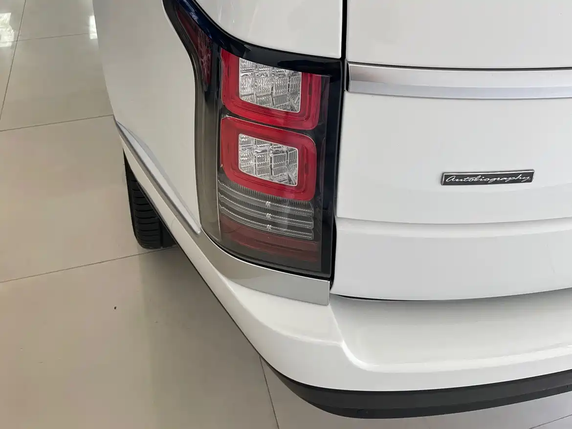 Land Rover Range Rover 2015 3.0 SC V6 Vogue фото 13