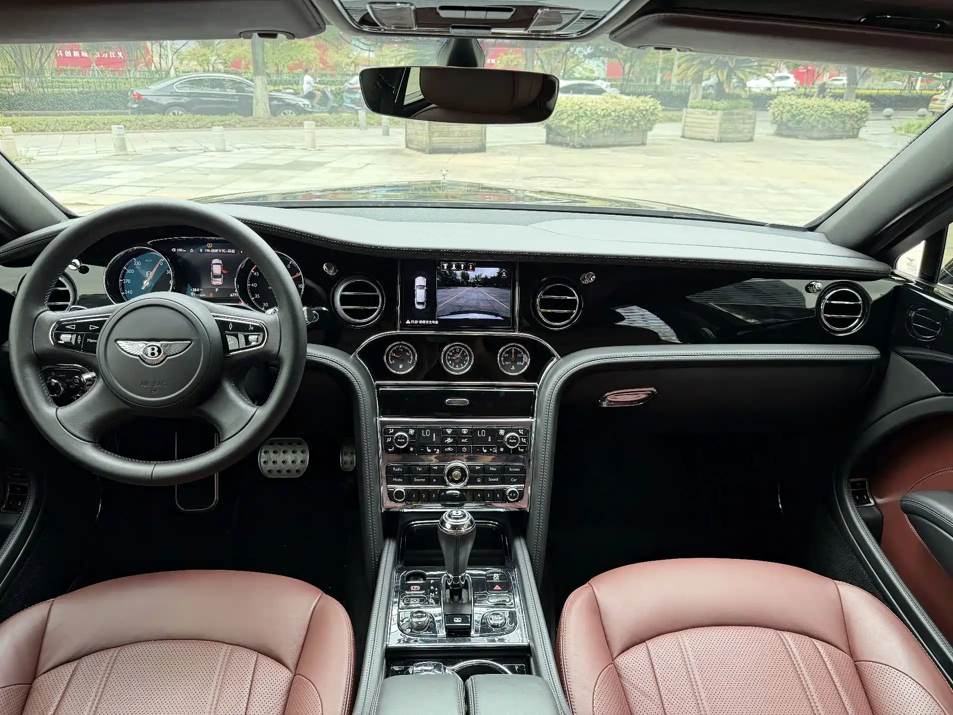 Фото 12 - Bentley Mulsanne