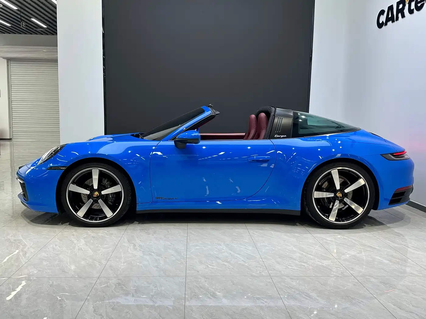 Porsche 911 2023 Targa 4 3.0T фото 6