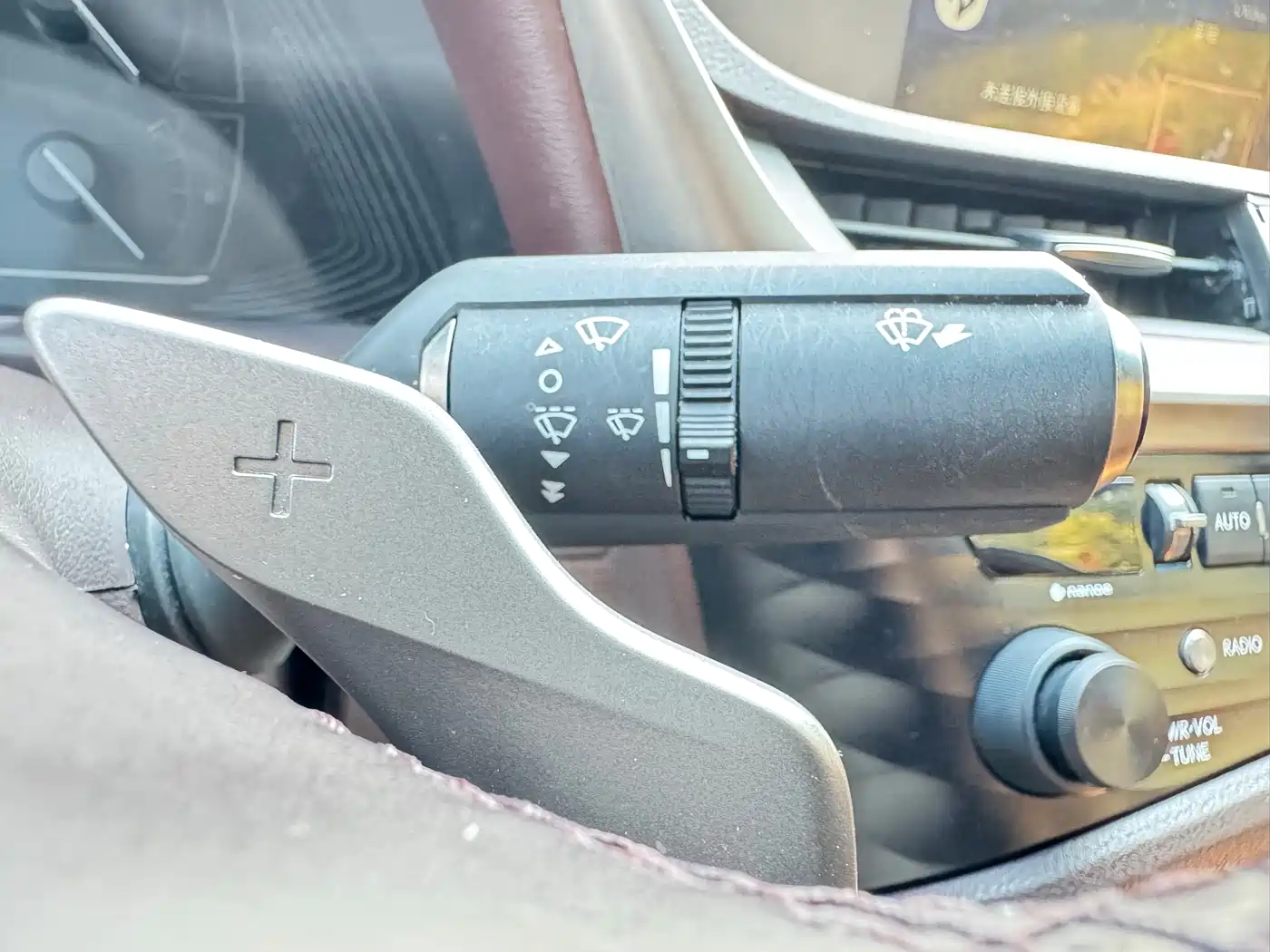 Lexus ES 2020 Model 300h Excellence Edition China V фото 26
