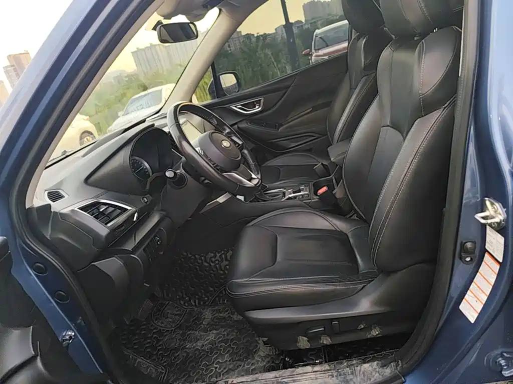Фото 15 - Subaru Forester