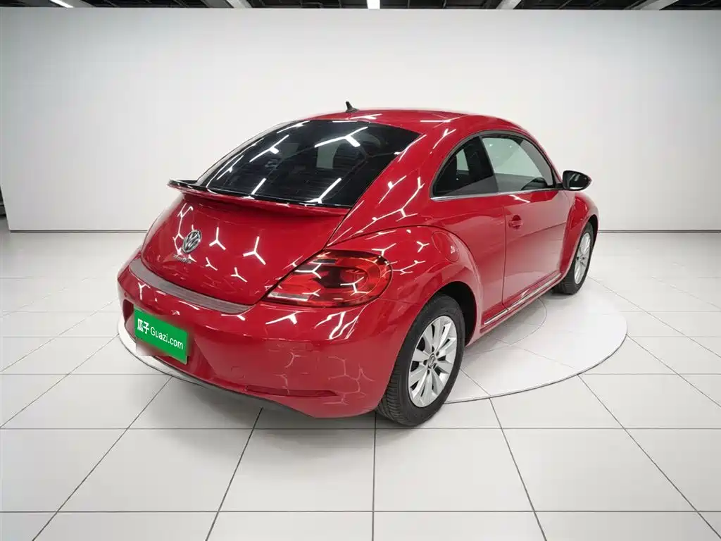 Volkswagen Beetle 2014 1.4TSI Fashion Edition фото 5