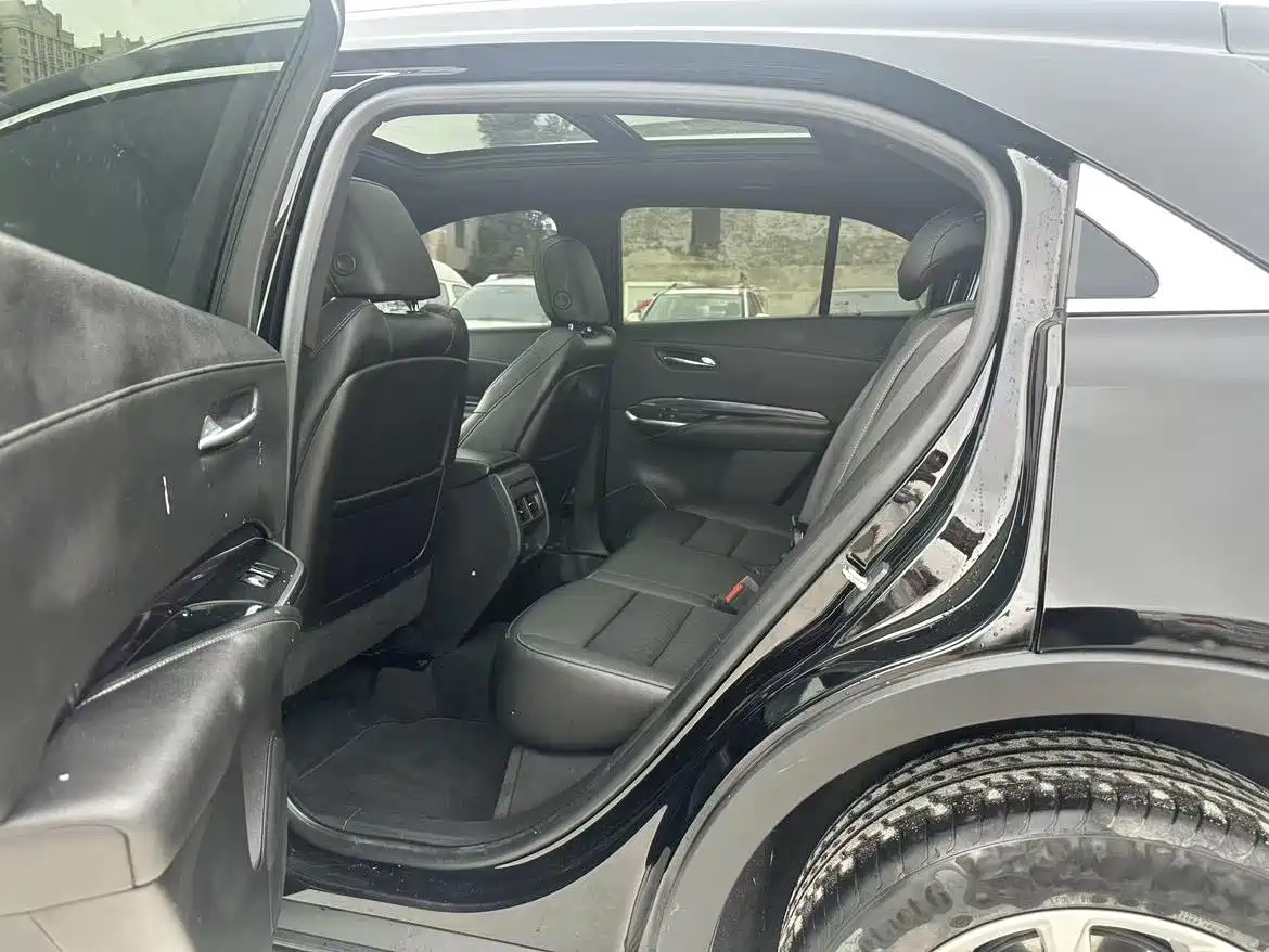 Cadillac XT4 2020 Facelift 28T 2WD Tech фото 6
