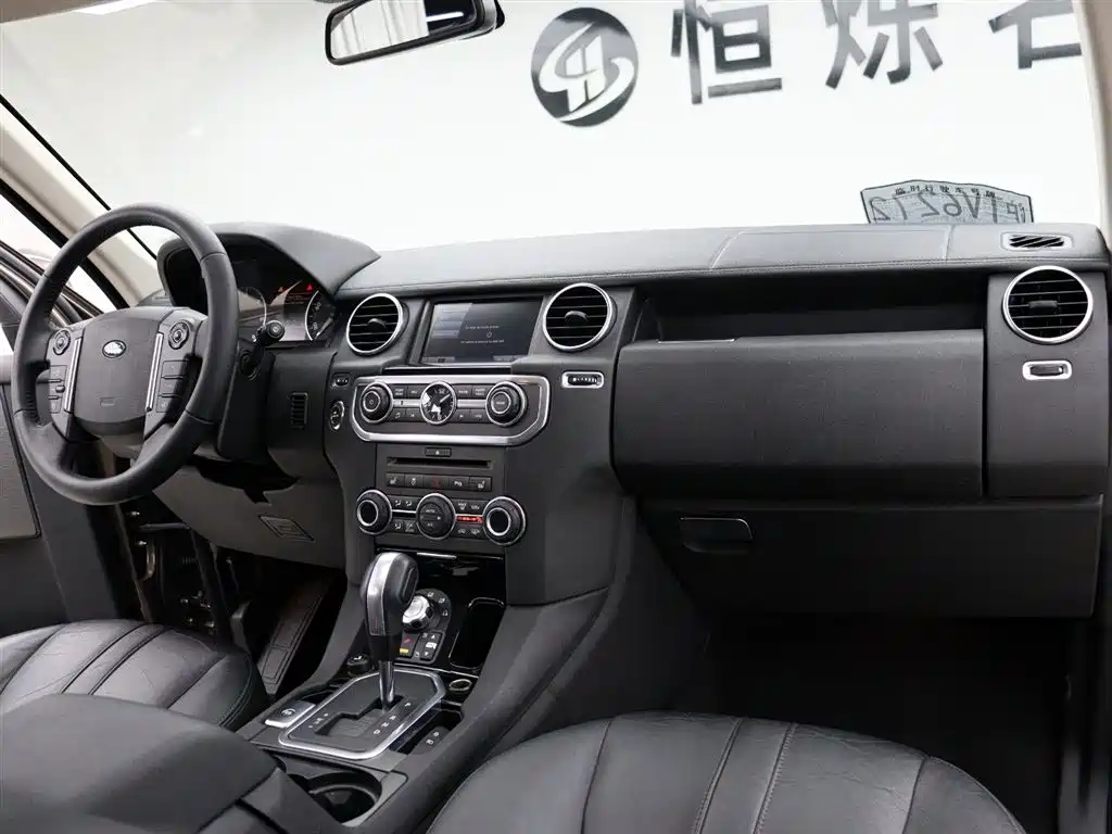 Land Rover Discovery 2011 3.0 SDV6 HSE Diesel фото 22
