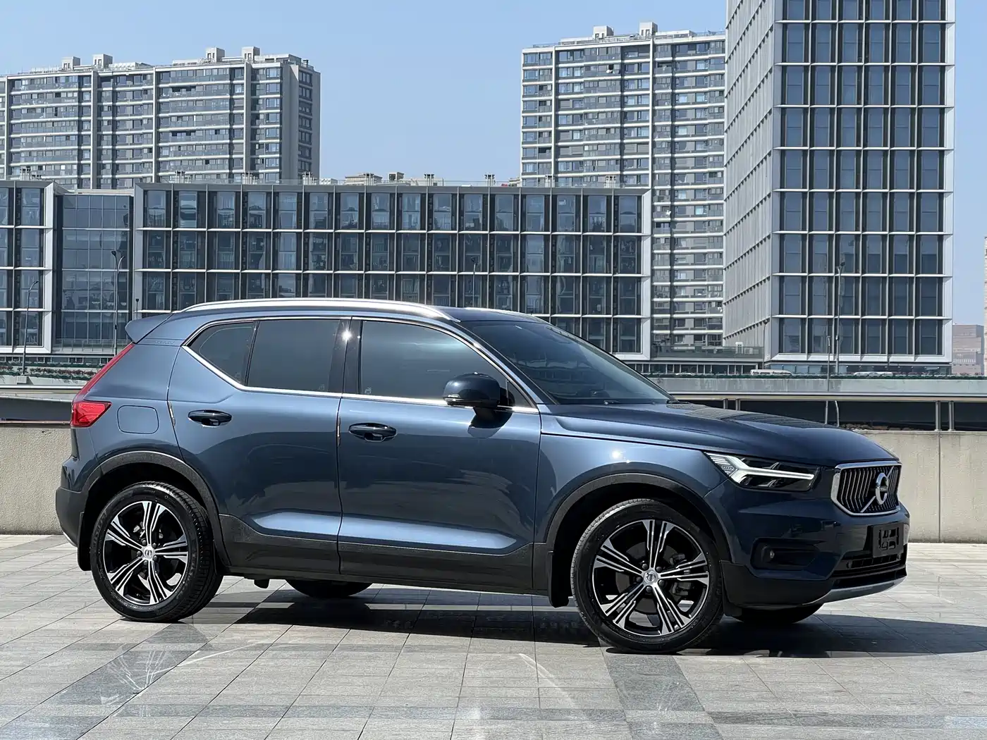 Фото 3 - Volvo XC40