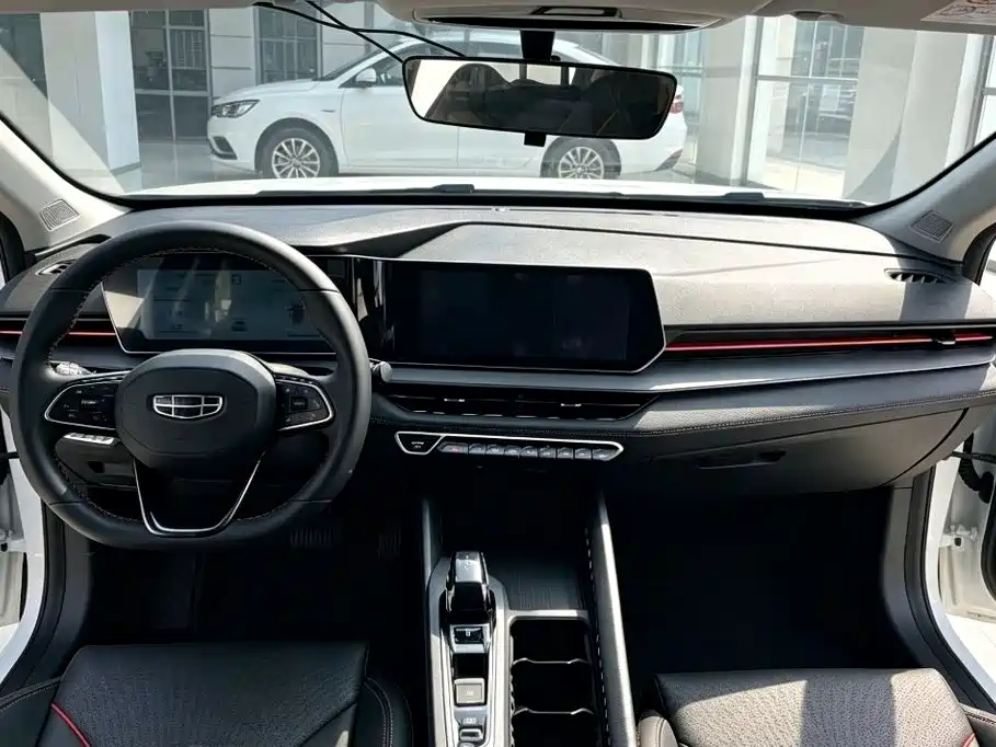 Photo 4 - Geely Binrui