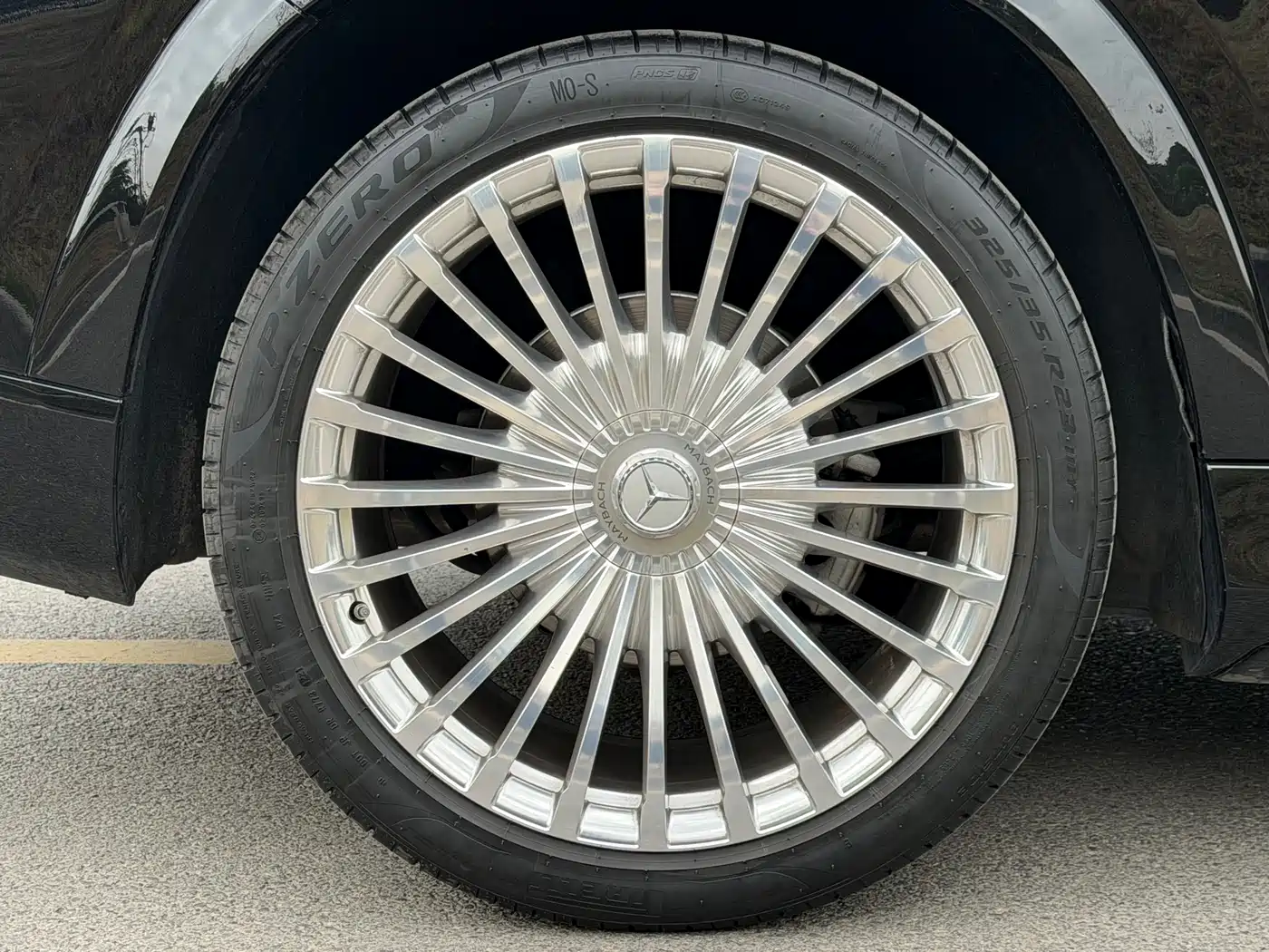 MERCEDES-BENZ MAYBACH GLS