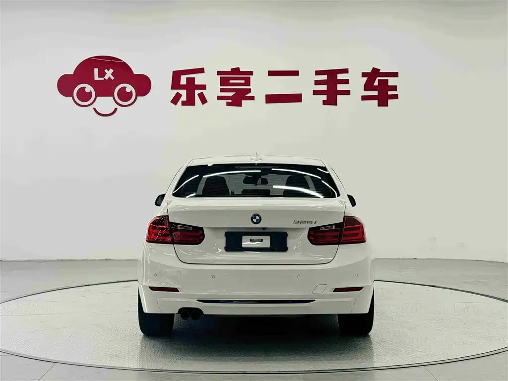 BMW 3 Series 2015 328i Sport Design Package фото 4