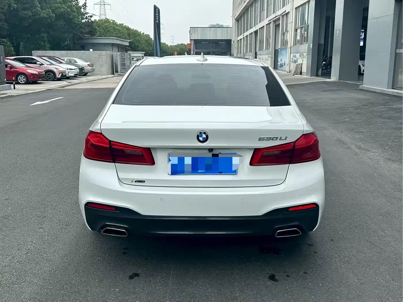 صورة 8 - BMW 5 Series