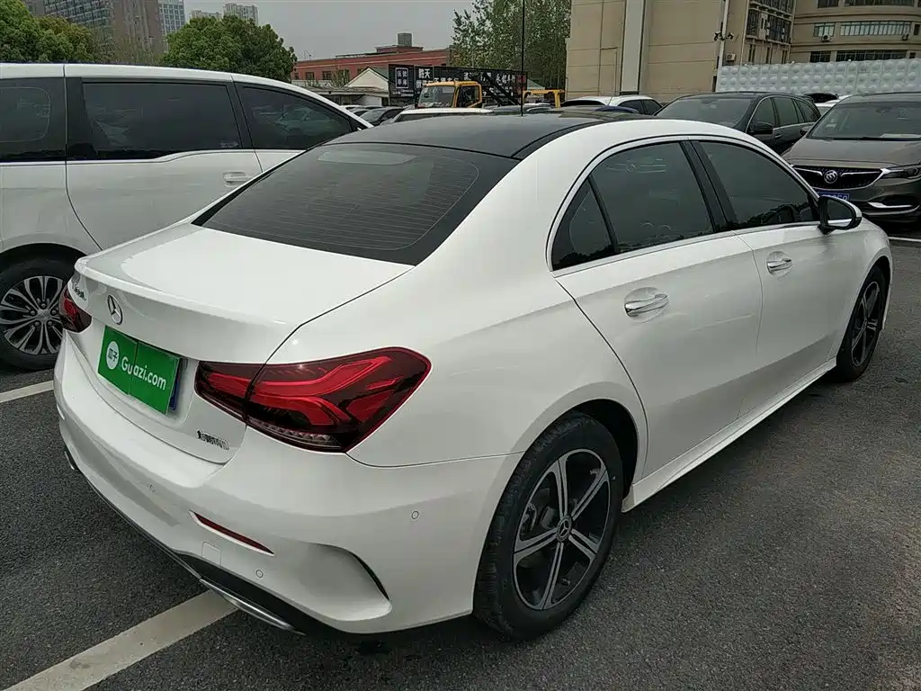 Mercedes-Benz A-Class 2022 Facelift III A 200 L Sport Sedan Fashion фото 7