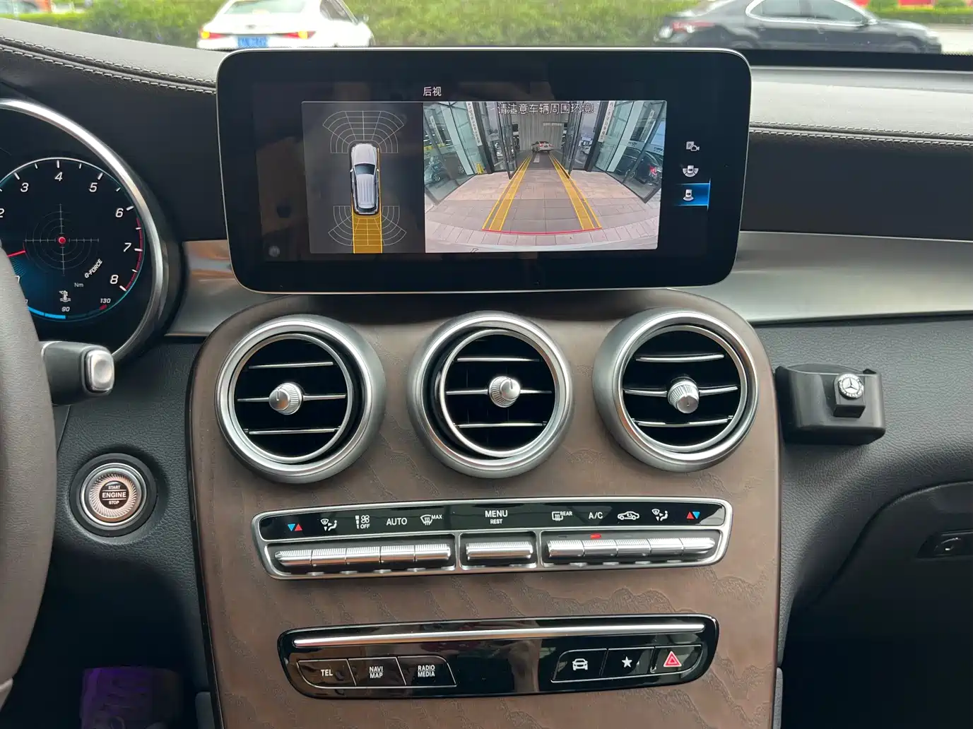 Mercedes-Benz GLC 2022 Facelift II GLC 260 L 4MATIC Luxury фото 13