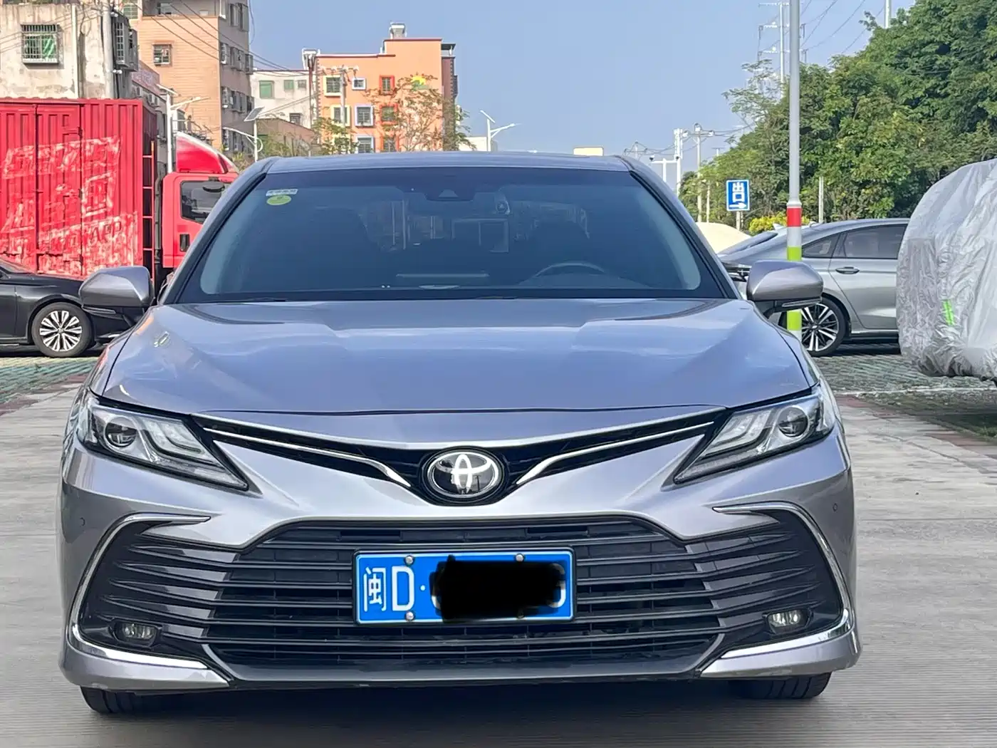 Toyota Camry 2023 2.0G Luxury Edition фото 2