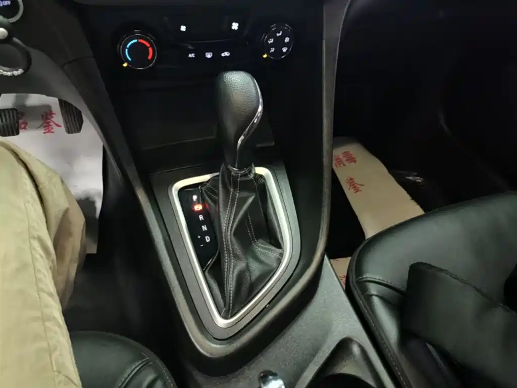 Buick Excelle 2018 18T Automatic Elite фото 14