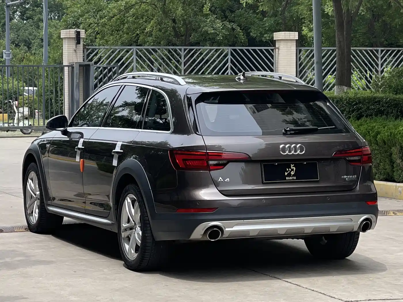 Audi A4 (Import) 2017 45 TFSI allroad quattro Fashion фото 4