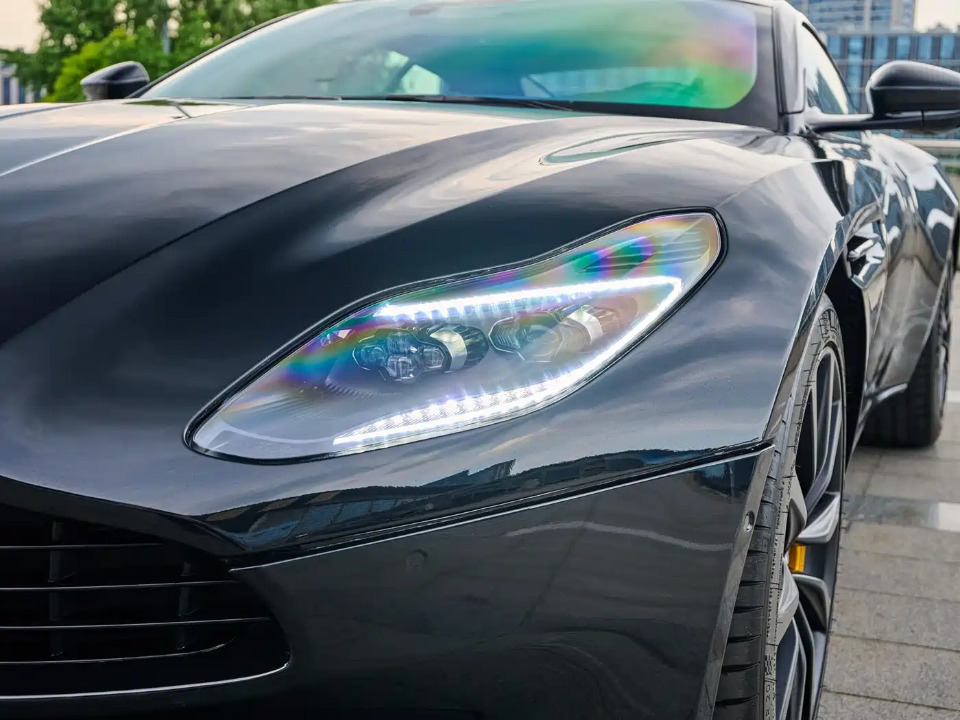 Aston Martin DB11 2021 2019 Model 4.0T V8 Coupe