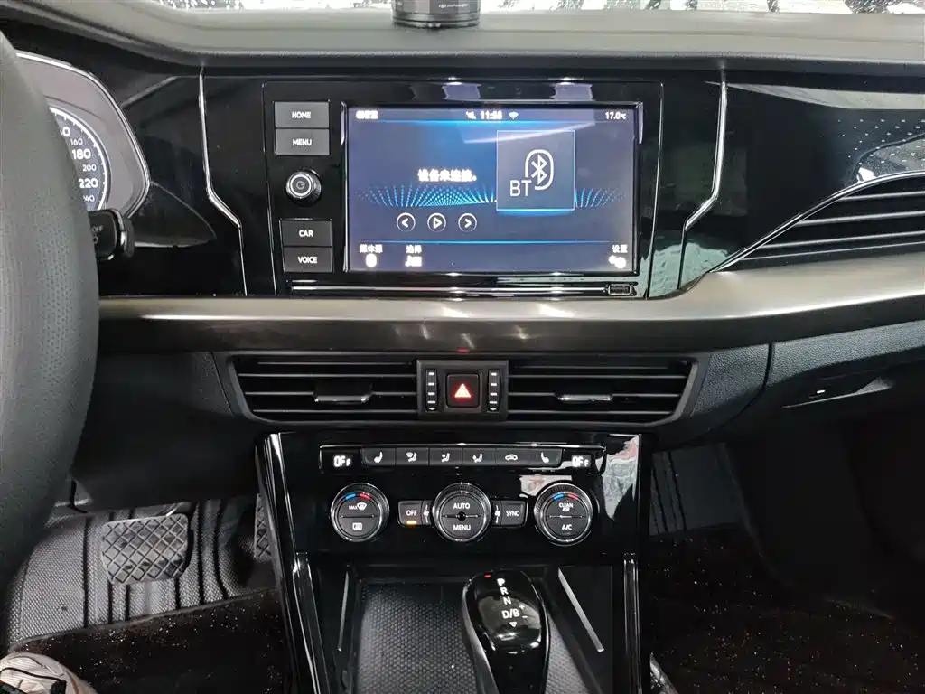 Volkswagen Passat New Energy 2019 430PHEV Hybrid Elite Edition фото 13