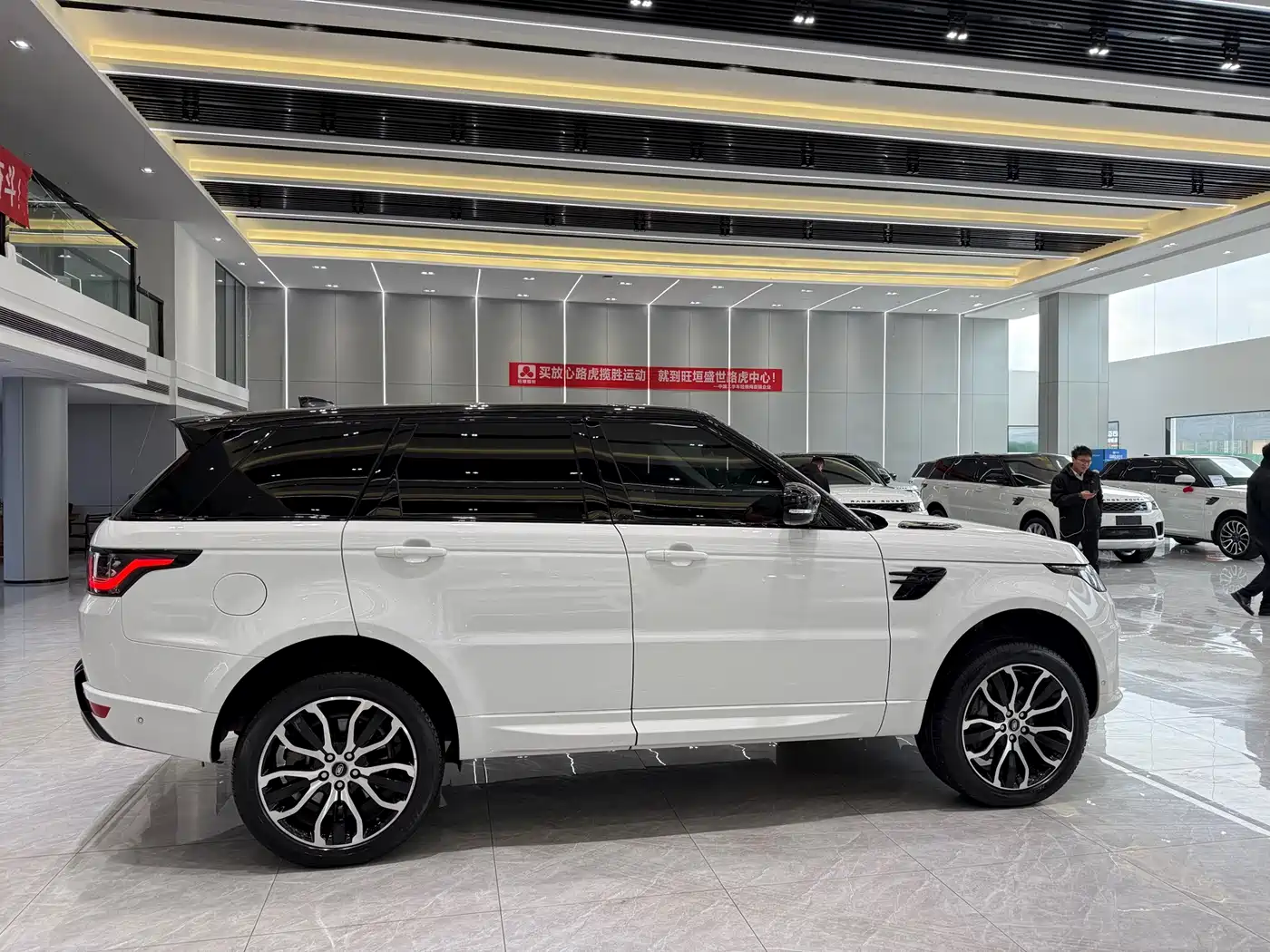 LAND ROVER RANGE ROVER SPORT