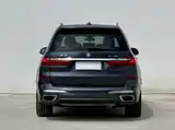 Photo 9 - BMW X7