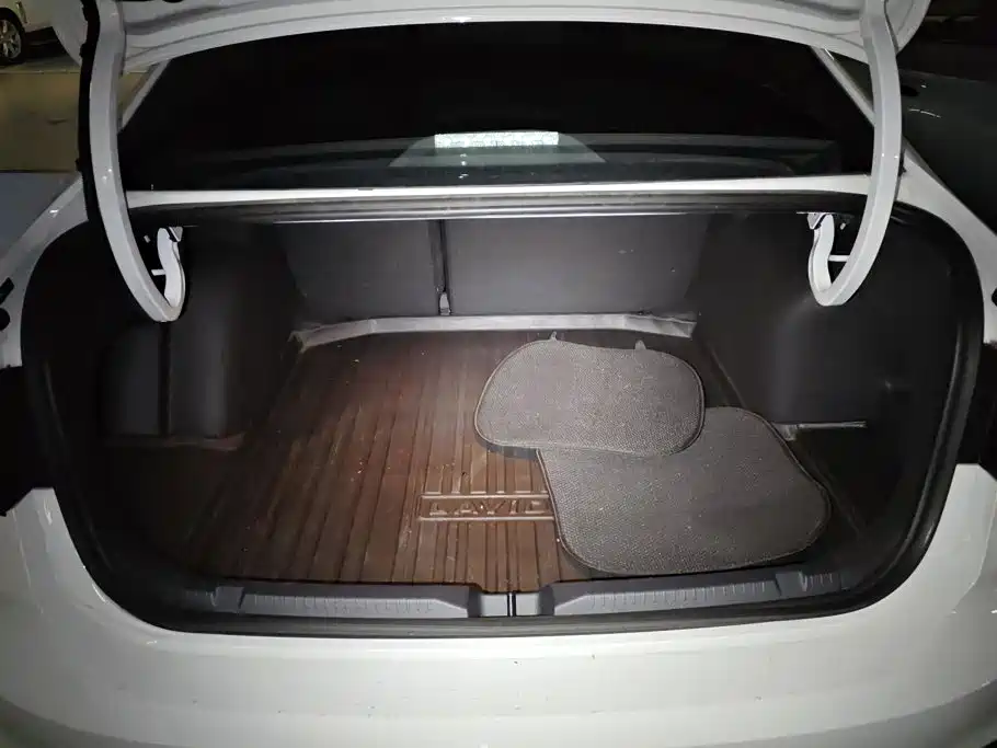 Volkswagen Lavida, миниатюра 4