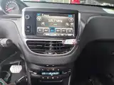 صورة 9 - Peugeot 2008