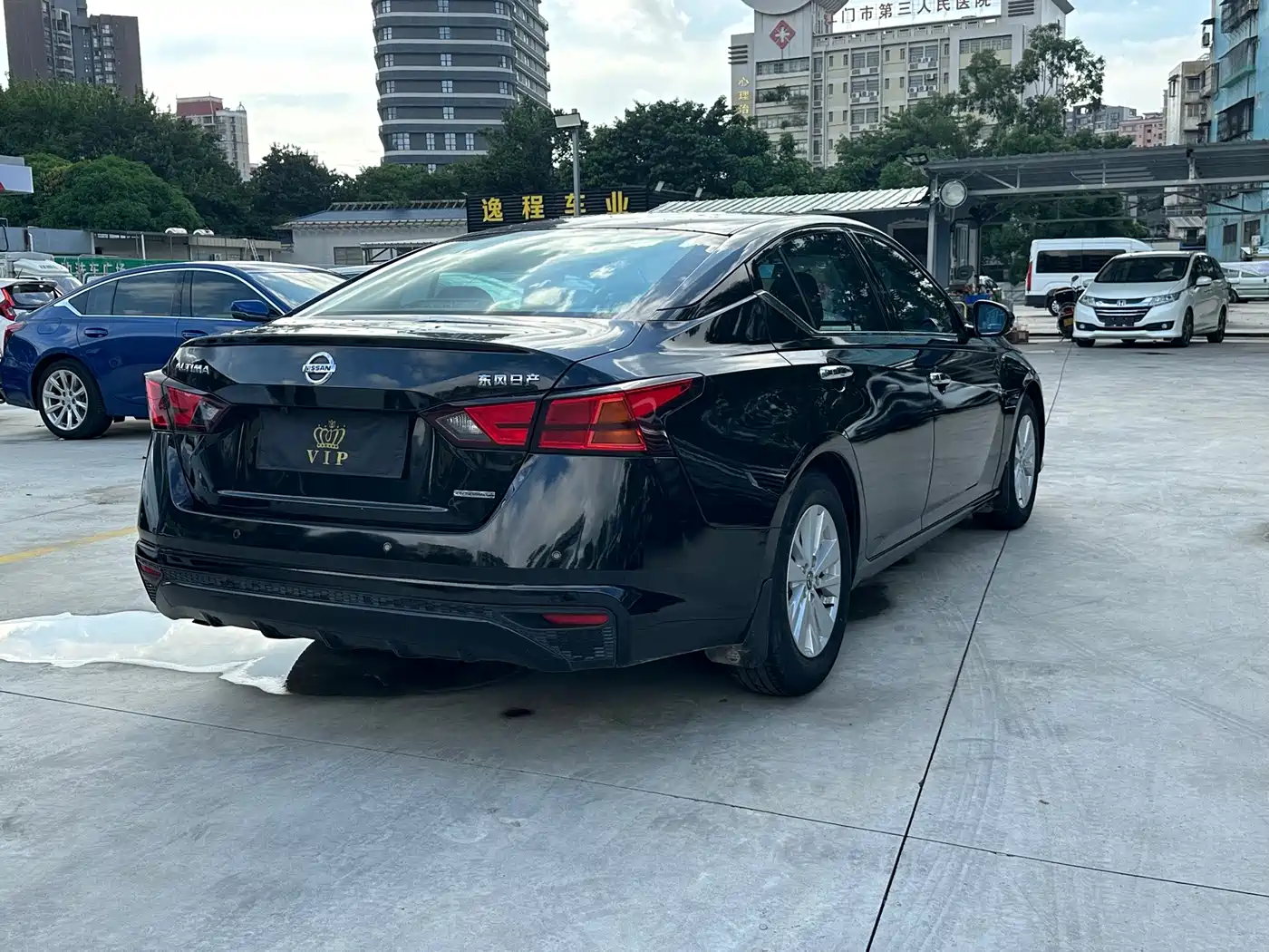 Фото 9 - Nissan Teana