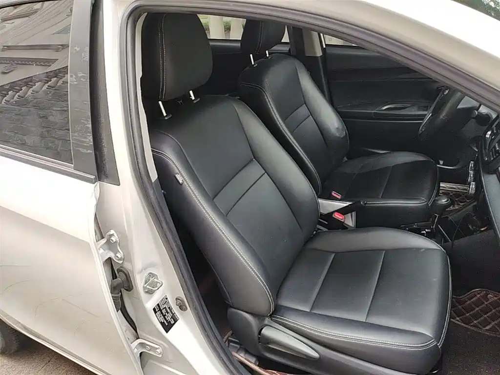 Toyota Vios 2022 1.5L 20th Anniversary Edition фото 25