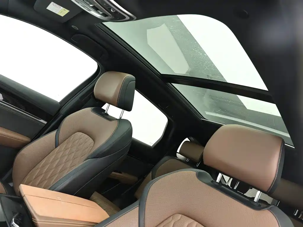 BYD Tang New Energy 2023 Model DM-i Champion Edition 112KM Deluxe фото 12