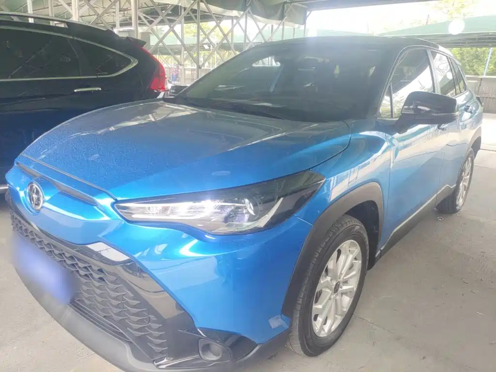 Toyota Frontlander 2022 2.0L CVT Leading Edition