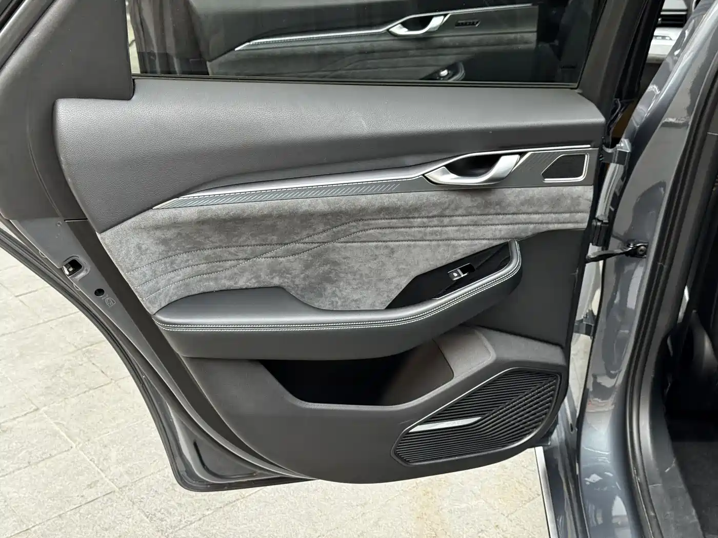 GEELY AUTOMOBILE XINGRUI