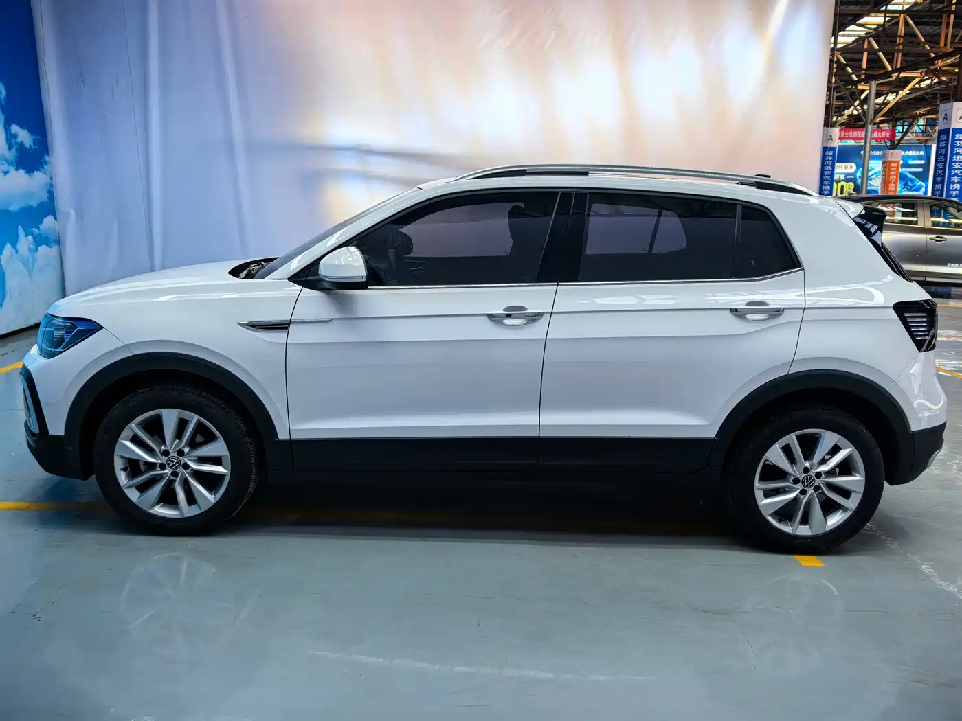 Volkswagen T-Cross 2022 280TSI DSG Comfort Edition фото 9
