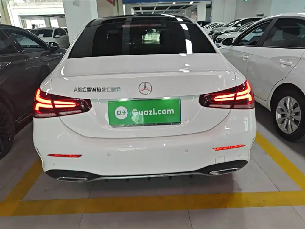 Mercedes-Benz A-Class 2020 A 200 L Sport Sedan фото 6