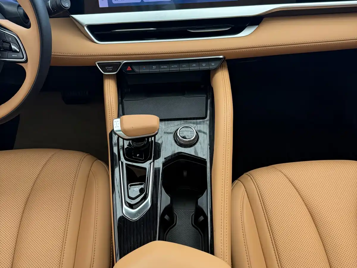 GEELY AUTOMOBILE XINGYUE L