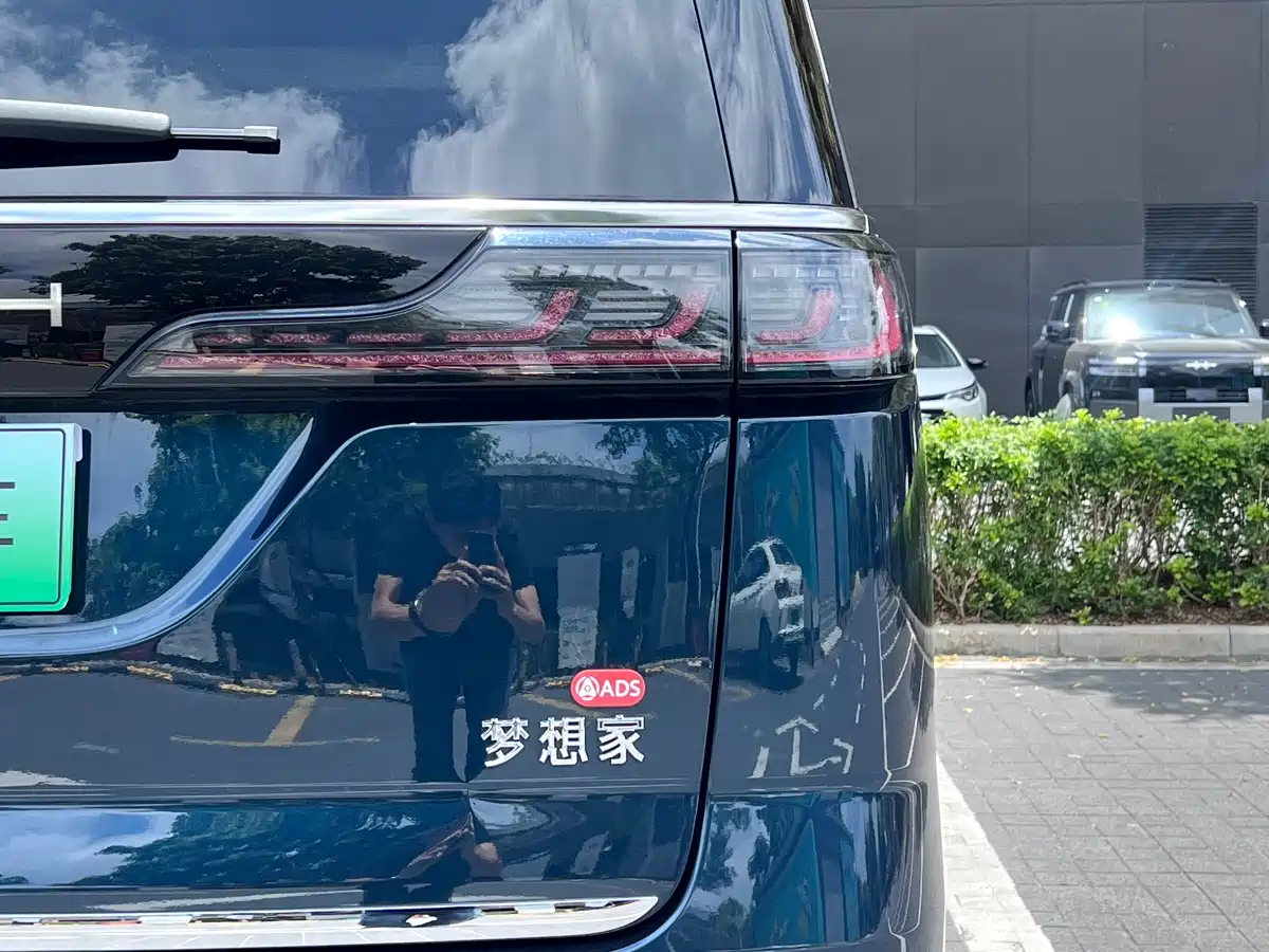 Voyah Auto Voyah Dreamer 2025 Model PHEV Basic Version фото 10