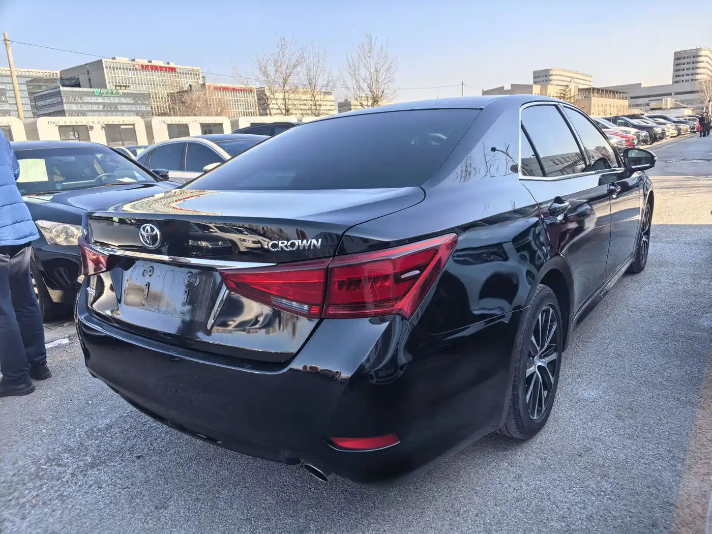 Toyota Crown 2018 2.0T Fashion Edition фото 3