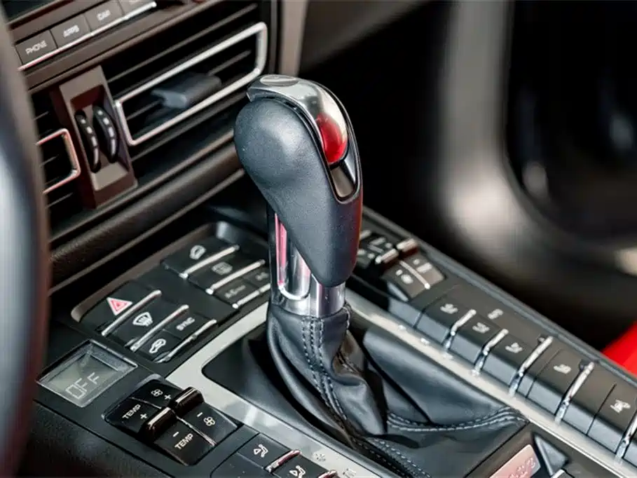 Porsche Macan 2021 Macan 2.0T фото 16