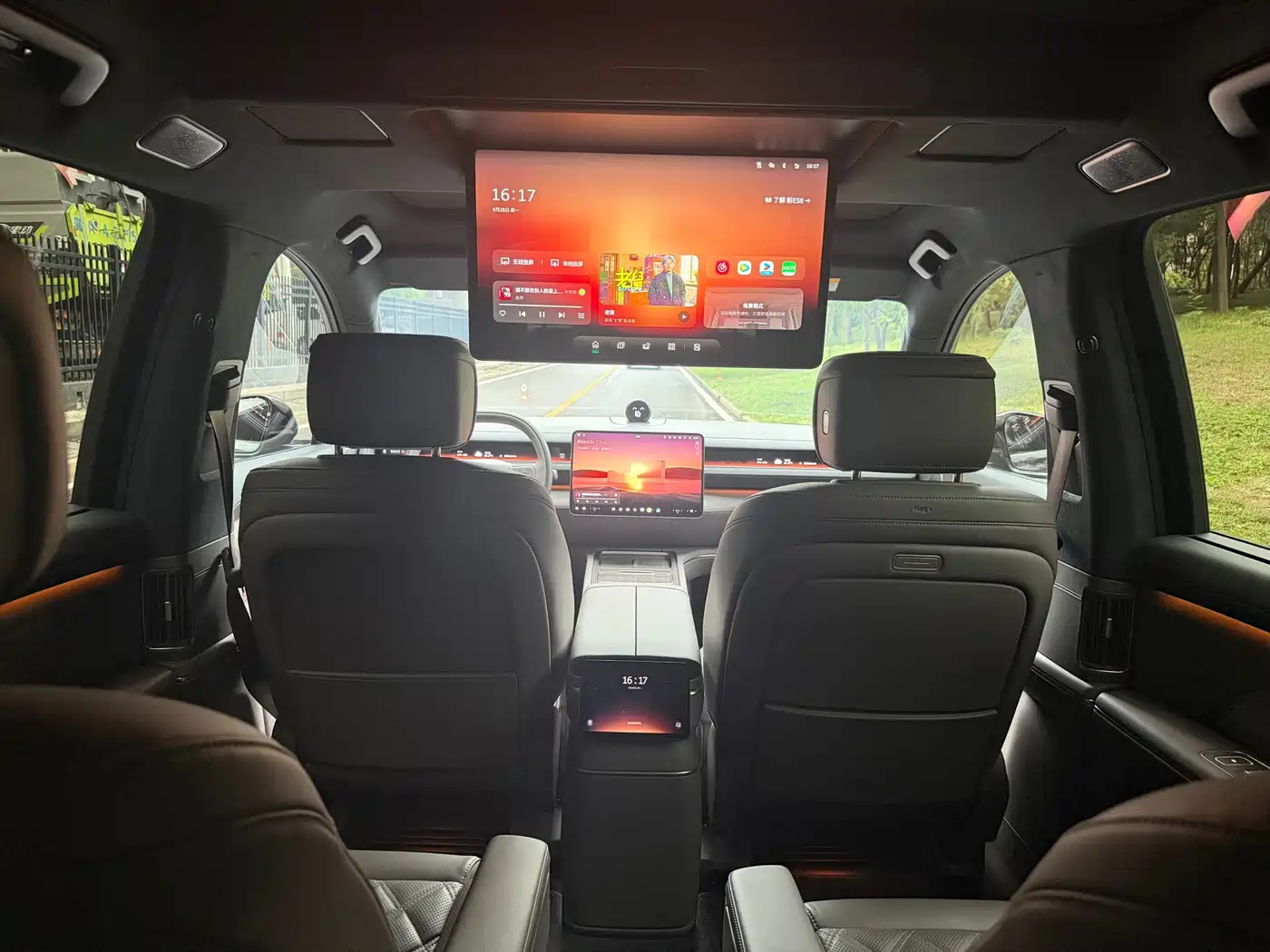 NIO ES8 2026 2025 Model 6-Seat Executive Luxury Edition
