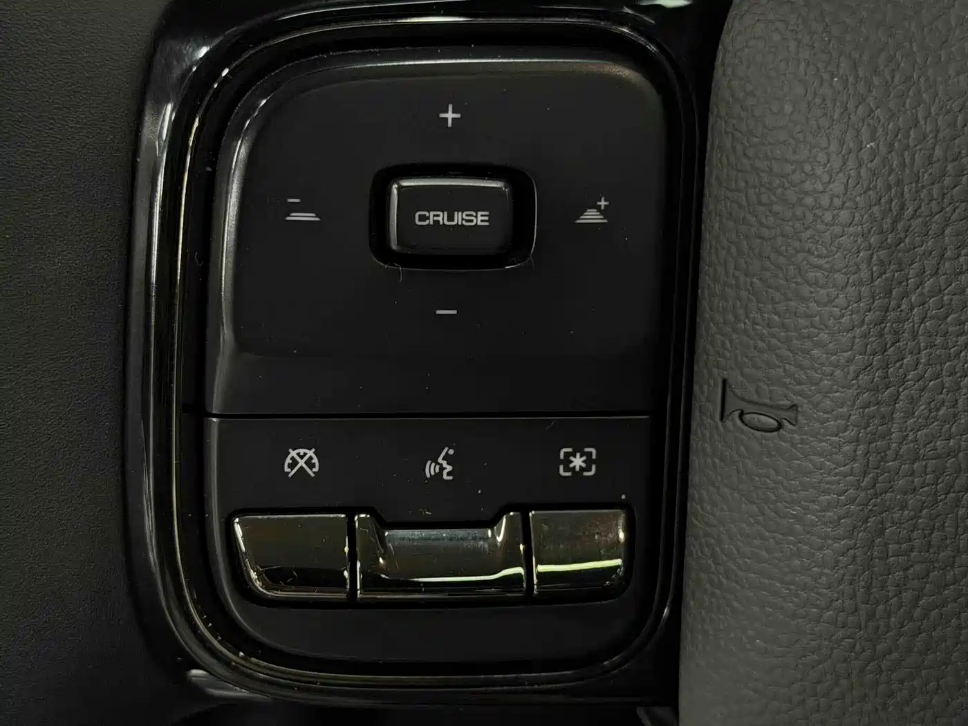Haval Meng Long NEV 2024 Hi4 145 Pro фото 14