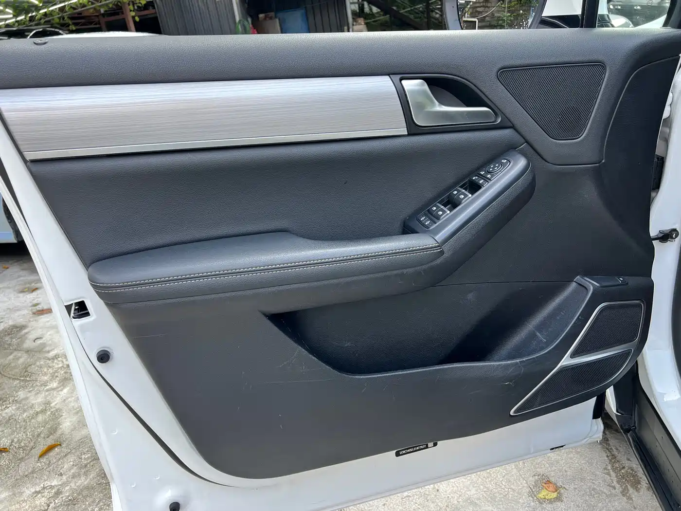 BYD Tang 2018 2.0T Automatic Smart Connection Noble Edition 7-Seater China V фото 7