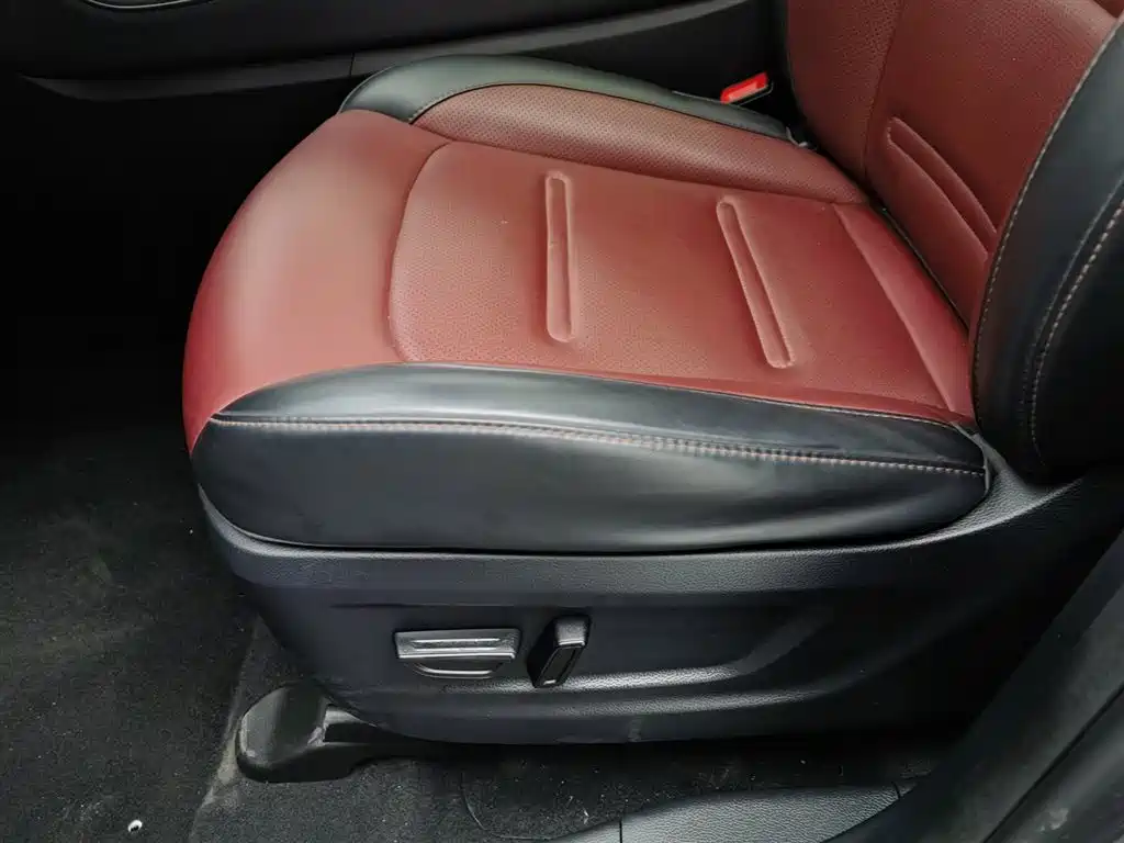 GAC TRUMPCHI GS4 PLUS