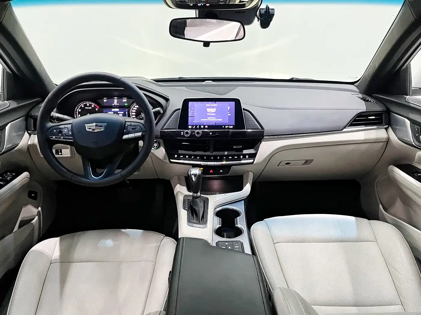 Cadillac CT4 2023 2023 25T Luxury Model