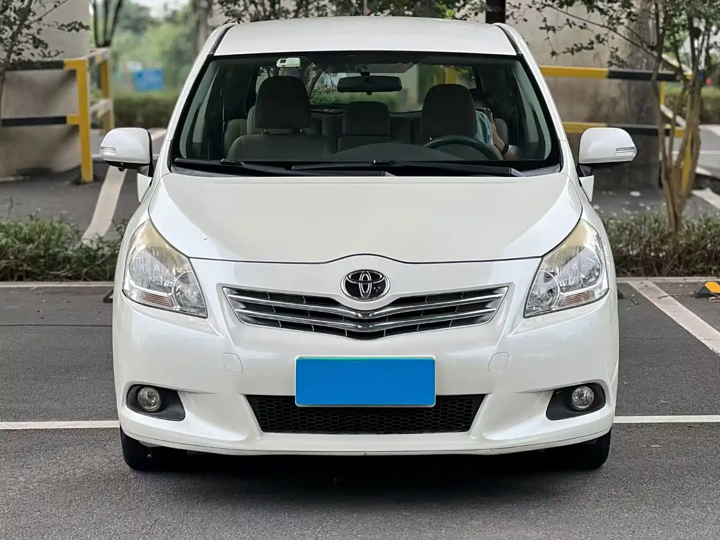 Toyota E'Z 2012 2011 180G CVT Comfort Edition
