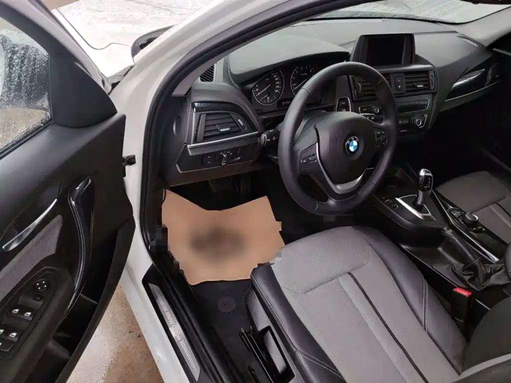 BMW 1 Series (Import) 2013 Facelift 116i Urban Model фото 16