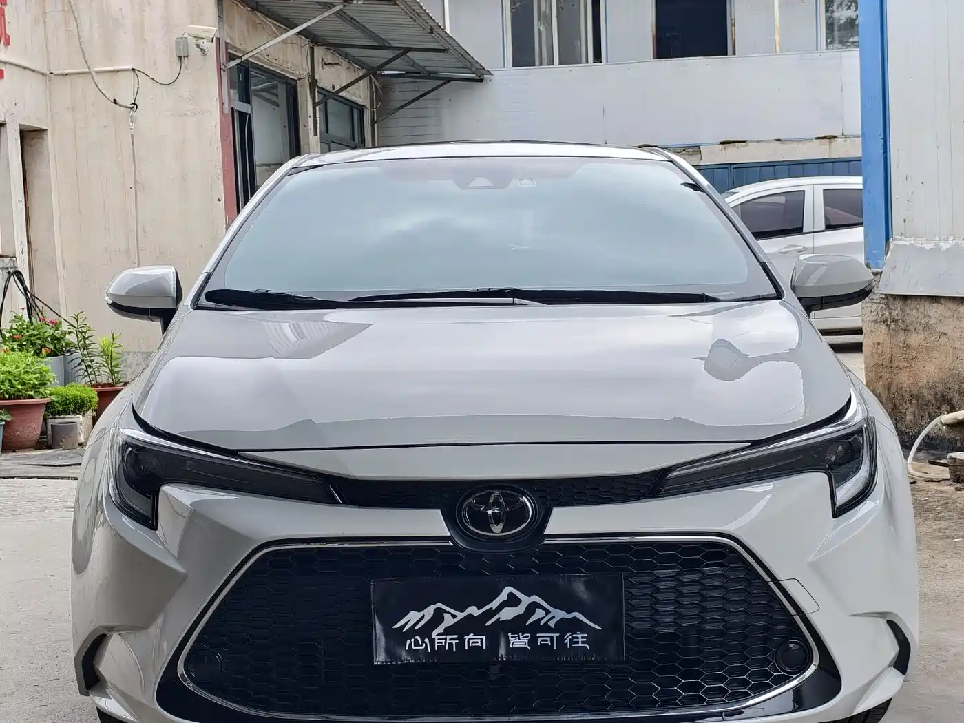 Toyota Levin 2023 185T CVT Luxury фото 2