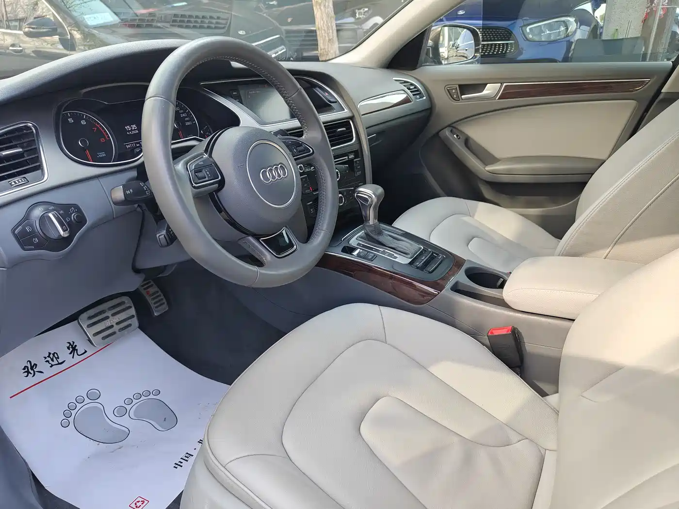 Audi A4L 2013 35 TFSI Automatic Comfort фото 4