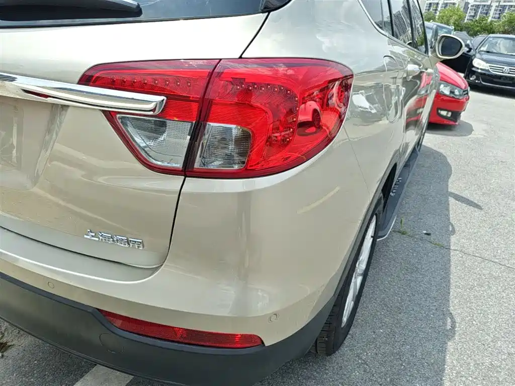 Buick Envision Plus 2015 20T AWD Luxury фото 8