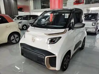 Baojun E200
