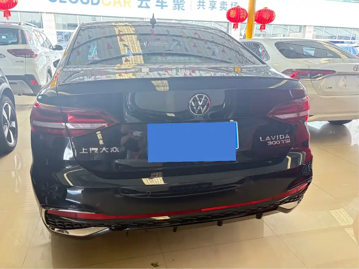 Volkswagen Lavida 2024 Model 300TSI DSG Starlight Full Comfort Edition фото 12